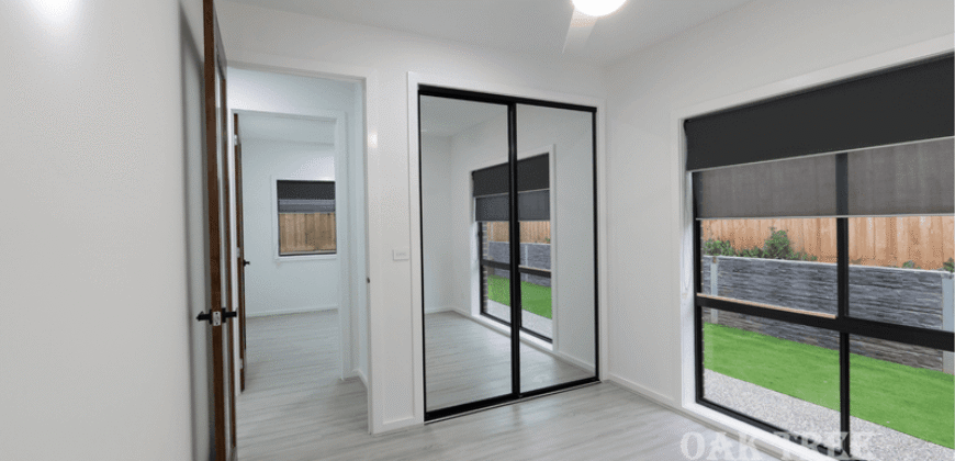 19 Slinky Street, Deanside, Vic 3336