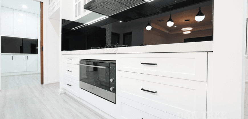 19 Slinky Street, Deanside, Vic 3336